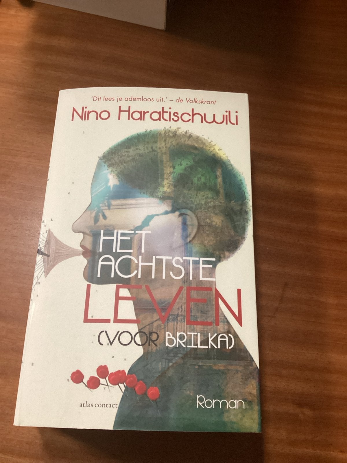 Het Achtste Leven (voor Brilka) - Nino Haratischwili Roman, Ophalen of Verzenden, Zo goed als nieuw, Europa overig