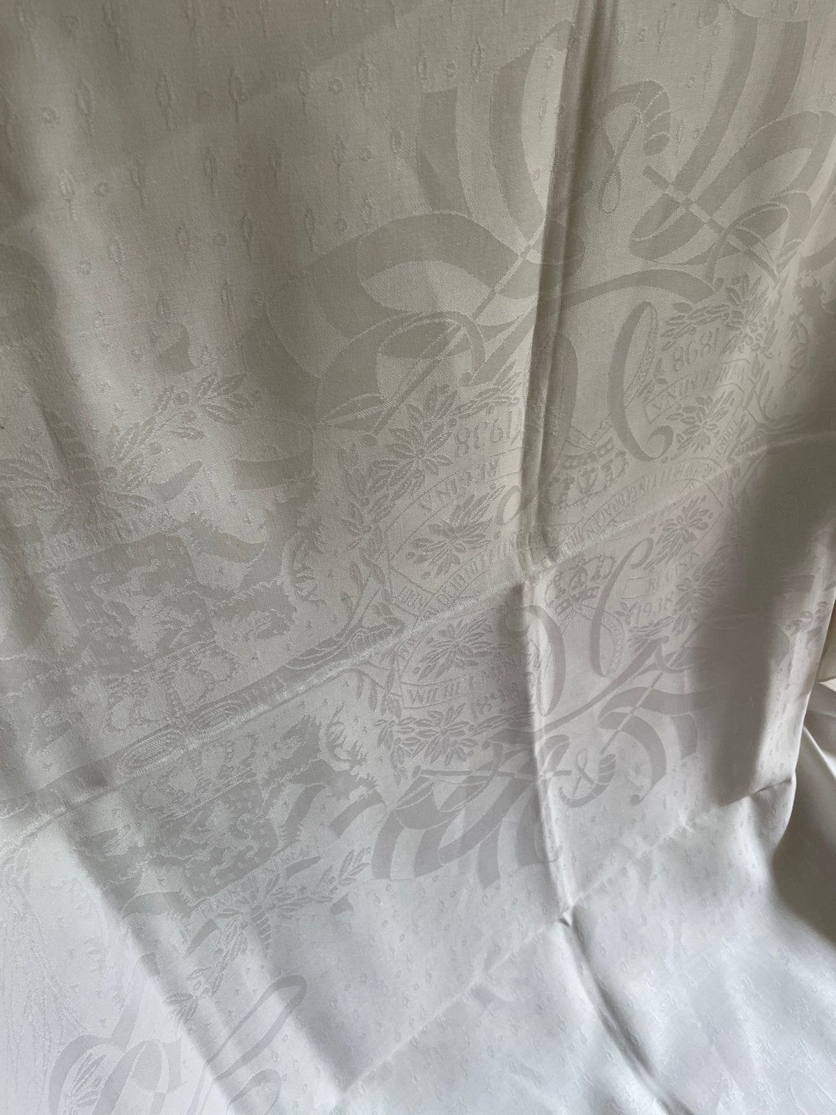Vintage Damast Tafelkleed met Koninklijke Motieven, Ophalen of Verzenden