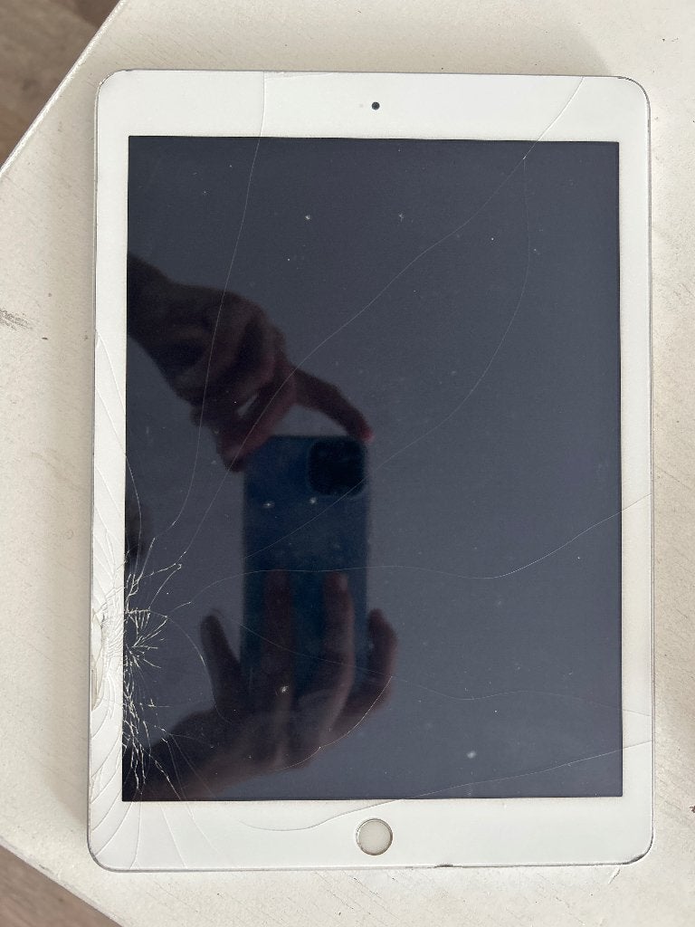 iPad 5e generatie, Computers en Software, Apple iPads, Gebruikt, Apple iPad, Wi-Fi, 10 inch, 32 GB, Wit, Ophalen