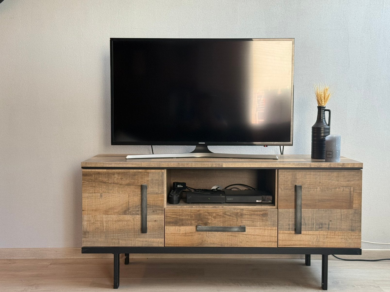 Tv meubel, Ophalen, 50 tot 100 cm, Zo goed als nieuw, Minder dan 100 cm
