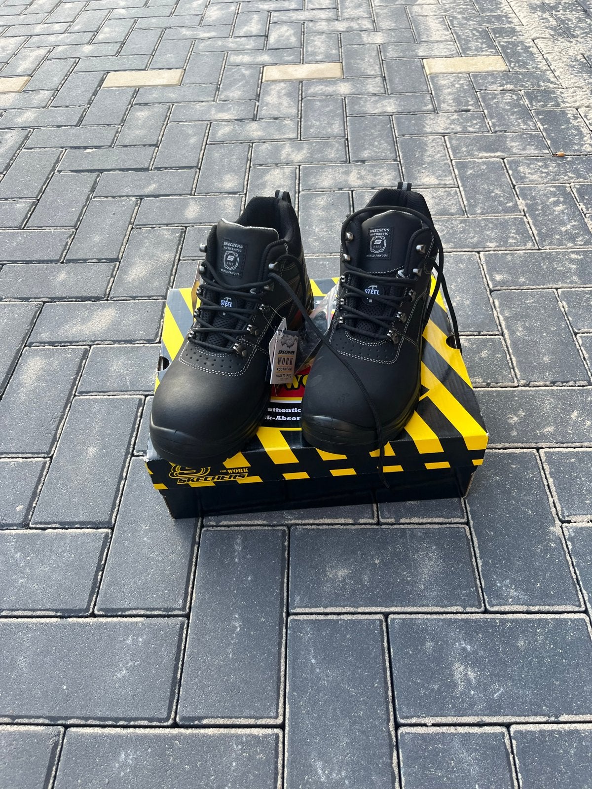 Skechers werkschoenen maat 44 - Zo goed als nieuw, Kleding | Heren, Ophalen of Verzenden, Zo goed als nieuw, Zwart, Werkschoenen