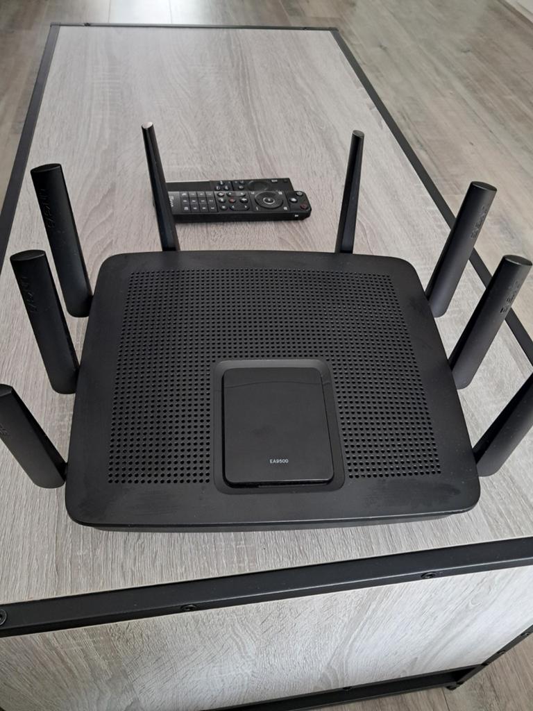 Linksys EA9500 AC5400 Tri-Band Gigabit Wi-Fi Router, Computers en Software, Ophalen, Zo goed als nieuw, Router, Linksys
