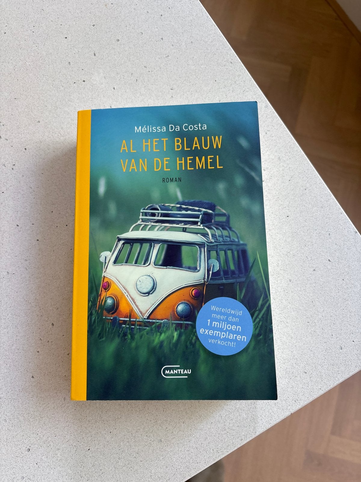 Al het blauw van de hemel - Mélissa Da Costa, Boeken, Romans, Zo goed als nieuw, Nederland, Ophalen of Verzenden