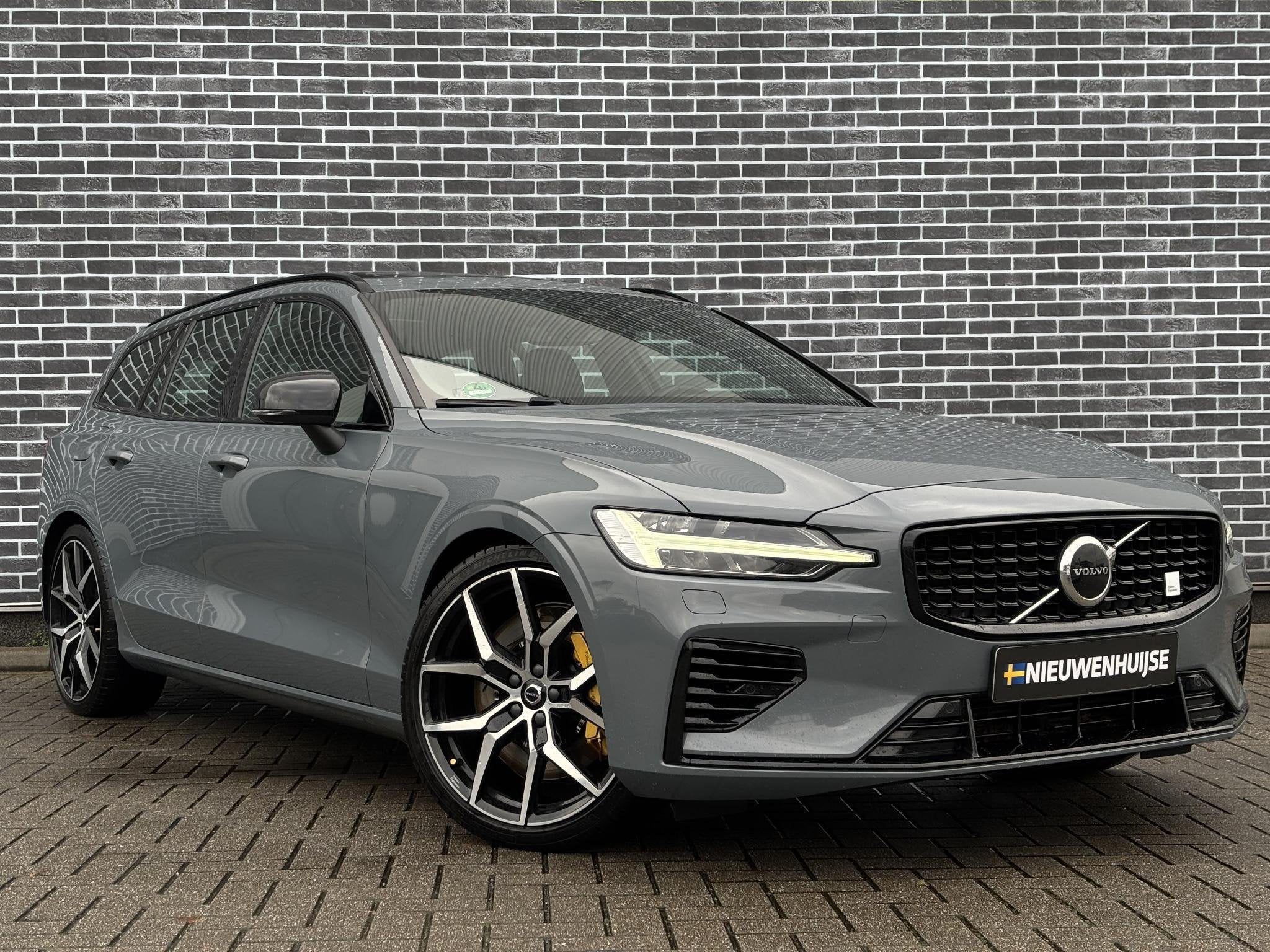 Volvo V60 2.0 T8 Plug-in hybrid AWD Polestar Engineered | Pl, Auto's, Automaat, Gebruikt, Euro 6, 4 cilinders