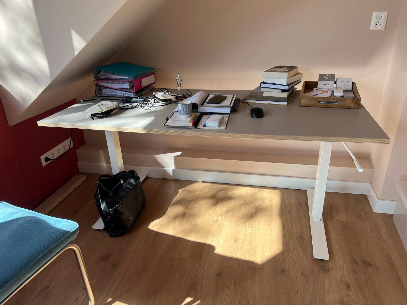 IKEA SKARSTA Zit-sta bureau 160x80 - Handmatig verstelbaar, Ophalen, Zit-sta bureau, Gebruikt, Spaanplaat of MDF