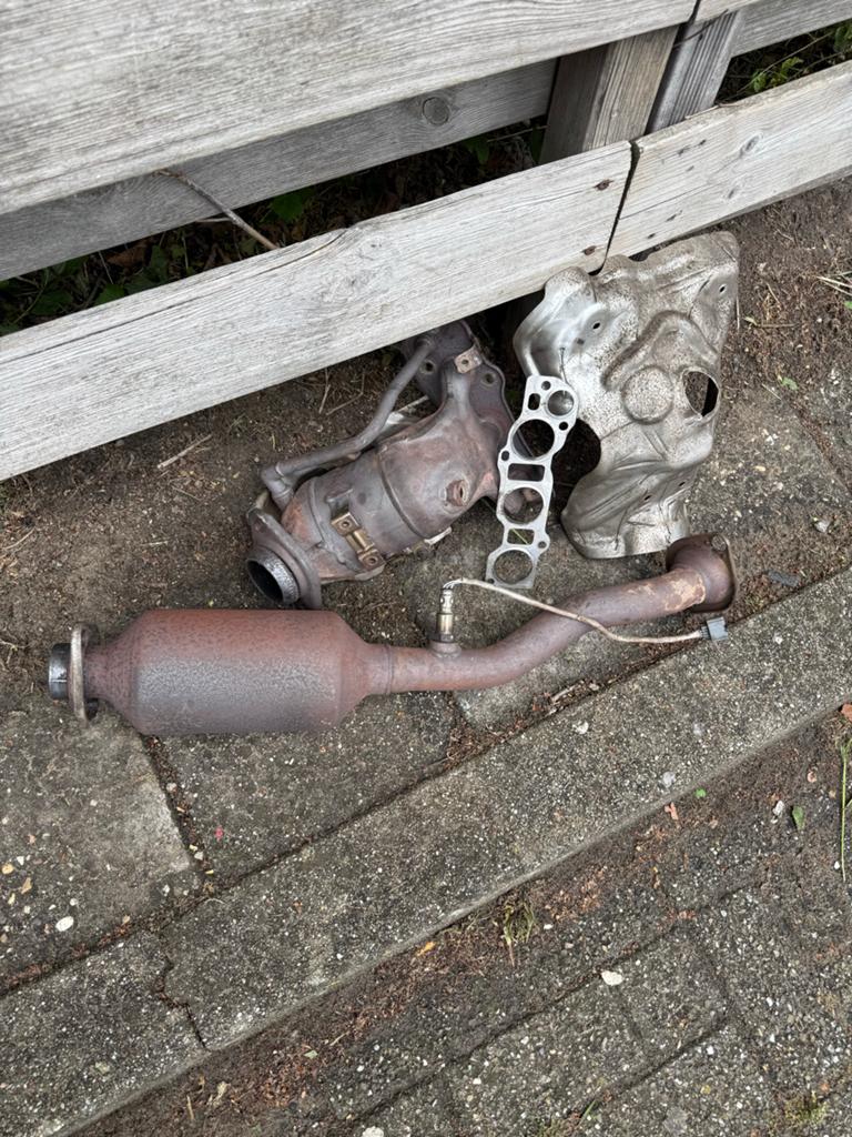 Gebruikte Katalysator en Uitlaatspruitstuk Nissan Micra 2012, Auto-onderdelen, Uitlaatsystemen, Ophalen of Verzenden, Gebruikt
