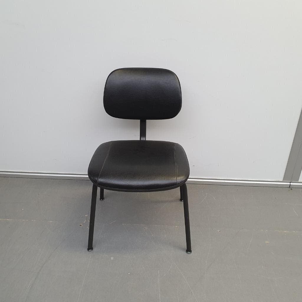 Set 4 stuks Ahrend Cirkel stoelen - nieuwe zwarte skai, Huis en Inrichting, Stoelen, Ophalen, Kunststof, Gebruikt, Zwart
