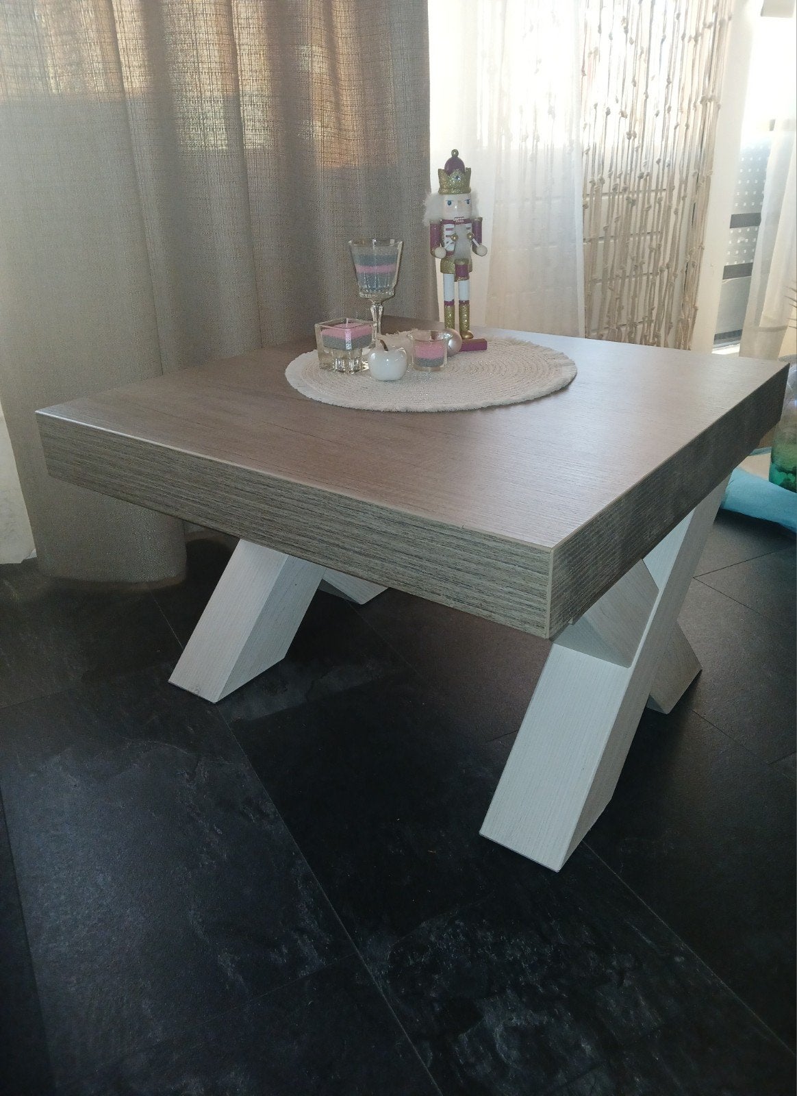 Salontafel Lynn, Ophalen