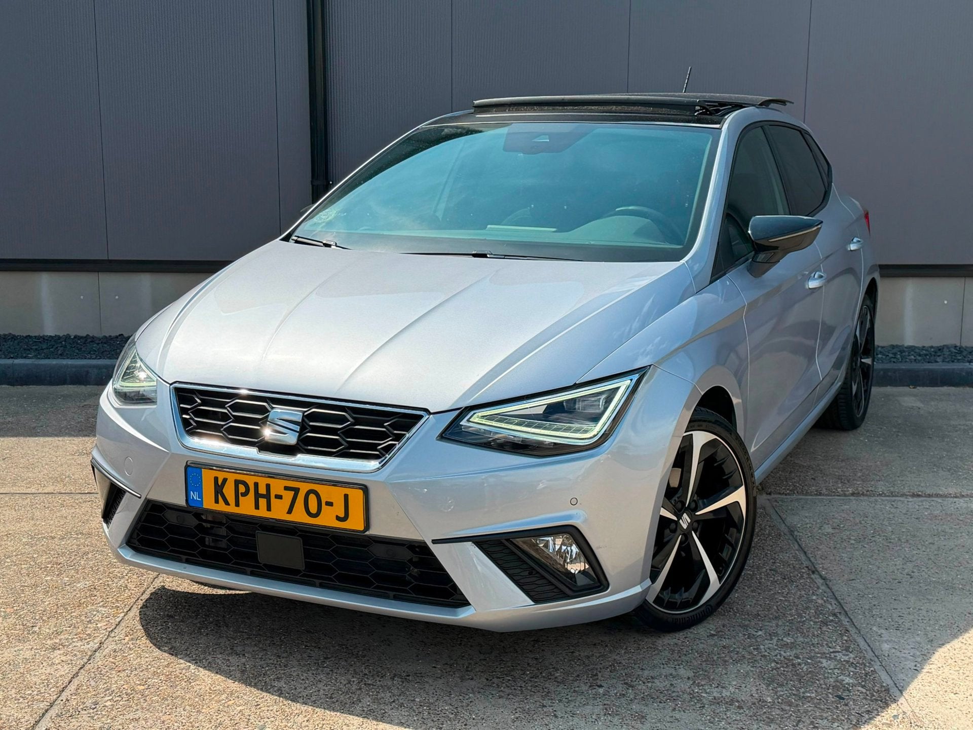 Seat IBIZA 1.0 EcoTSI FR Business Connect/pano/navi/ volle a, Gebruikt, 580 kg, Automatische klimaatregeling, Ibiza