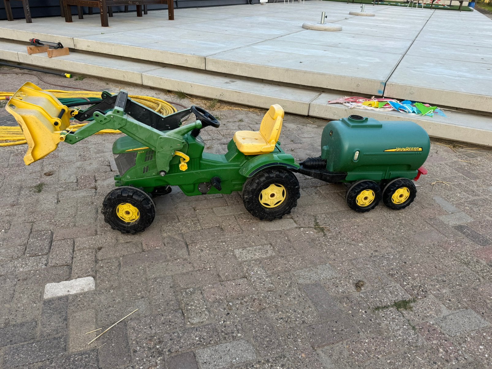 Traptrekker john deere en giertank en nog meer, Kinderen en Baby's, Ophalen, Zo goed als nieuw, Loopfiets