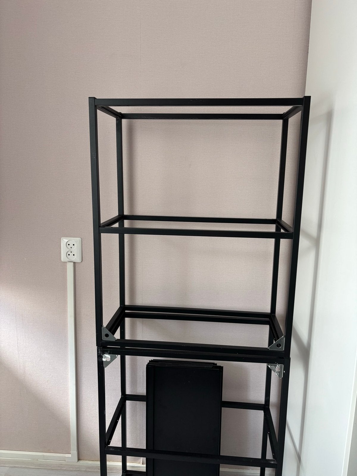 Ikea ENHET wandframe met planken, 2 stuks, Huis en Inrichting, Kasten | Stellingkasten, Ophalen, Zo goed als nieuw