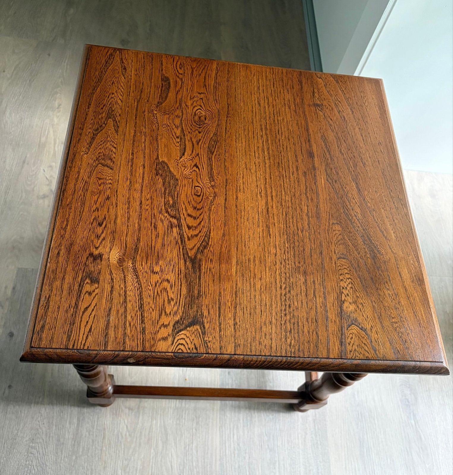Eiken houten bijzettafel - 49 cm hoog, 50x50 cm blad, Minder dan 55 cm, Vierkant, Zo goed als nieuw, Hout