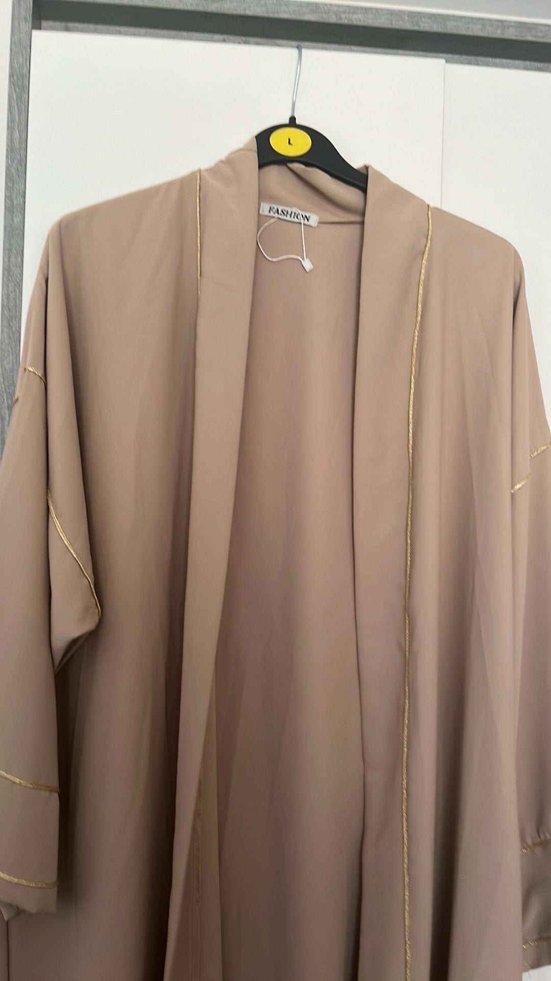 open abaya beige, Kleding | Heren, Ophalen of Verzenden, Nieuw, Maat 46 (S) of kleiner, Beige