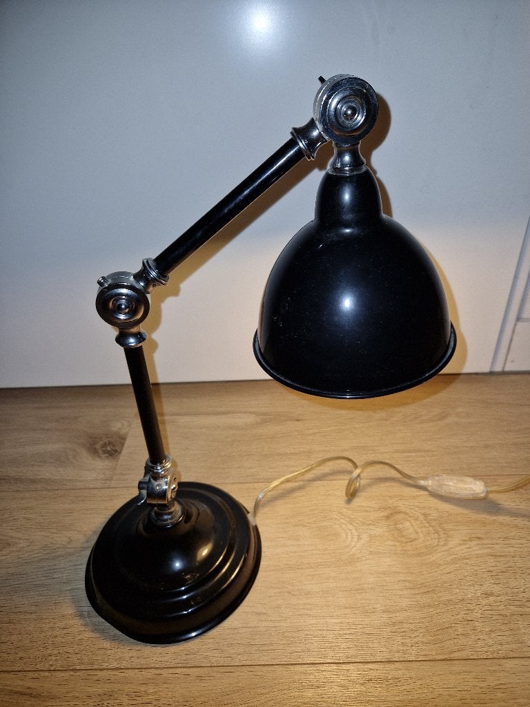 Leuk leeslampje is apart en verstelbaar zwart/chroom, Bureaulamp, Overige merken, Overige fittingen, Zo goed als nieuw