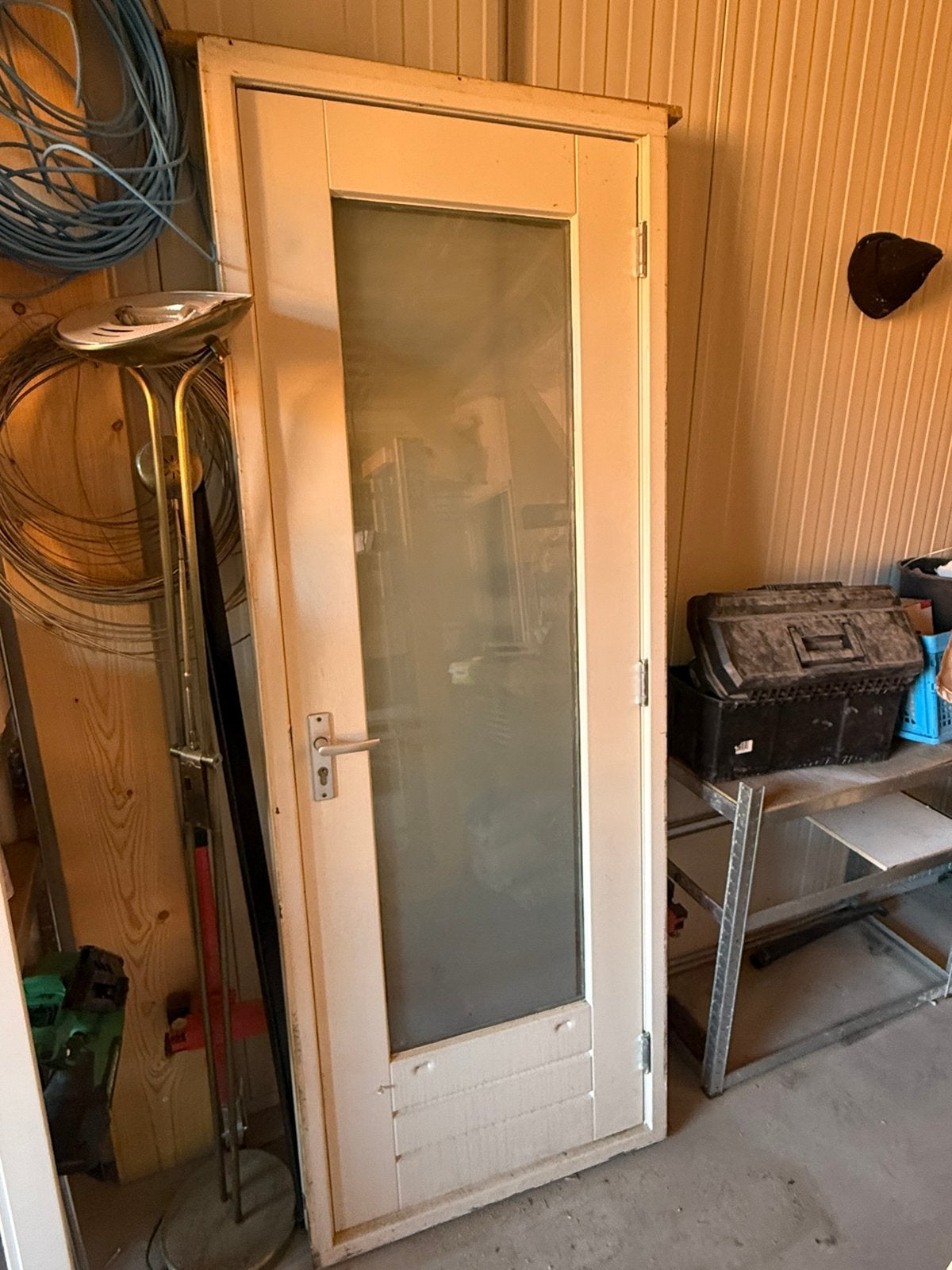 Buiten deur met kozijn, Doe-het-zelf en Verbouw, Deuren en Horren, Ophalen, Zo goed als nieuw, Buitendeur, 200 tot 215 cm