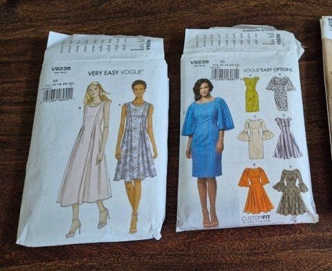 2 naaipatronen:  Vogue,, Ophalen of Verzenden