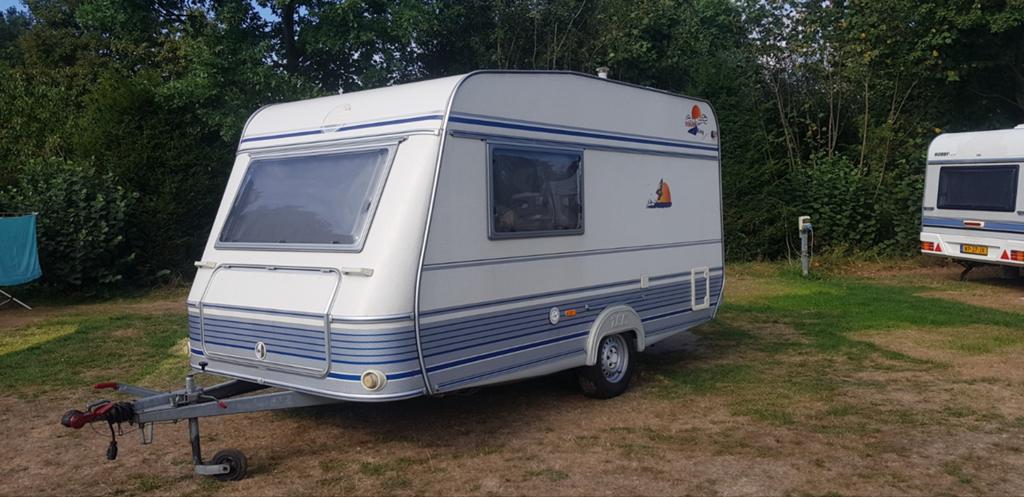 Nette T.e.c. Travel King Saphir, Caravans en Kamperen, T.E.C., Schokbreker, Rondzit, Tot en met 3