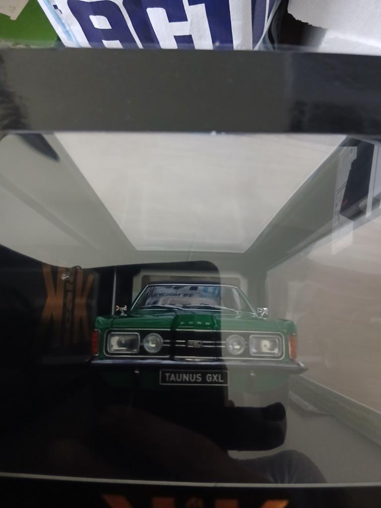 Ford taunus TC1 GXL KKscale groen blauw groen1:18 mintboxed, Ophalen, Nieuw
