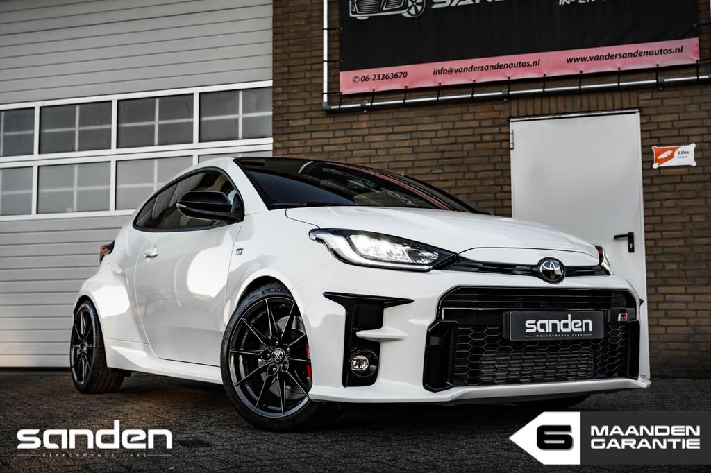 Toyota Yaris 1.6 GR Performance|300pk|Milltek|Carbon|Cam|BBS, Auto's, 1618 cc, 4 stoelen, Wit, Bedrijf