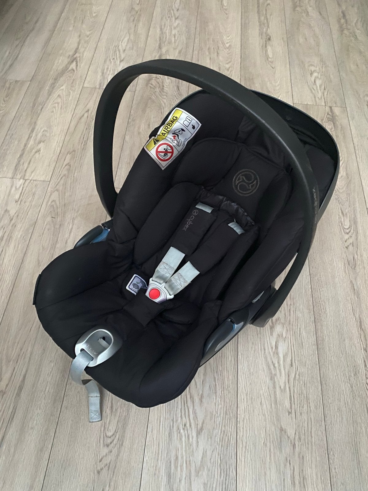 Cybex Z-i Size Deep Black met Isofix Cybex Base Z, Kinderen en Baby's, Overige merken, Zo goed als nieuw, Isofix, 0 t/m 13 kg