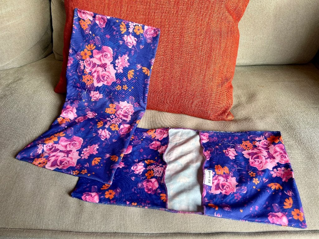 Boekenkaften rekbaar stof paarse bloemen, Diversen, Ophalen of Verzenden