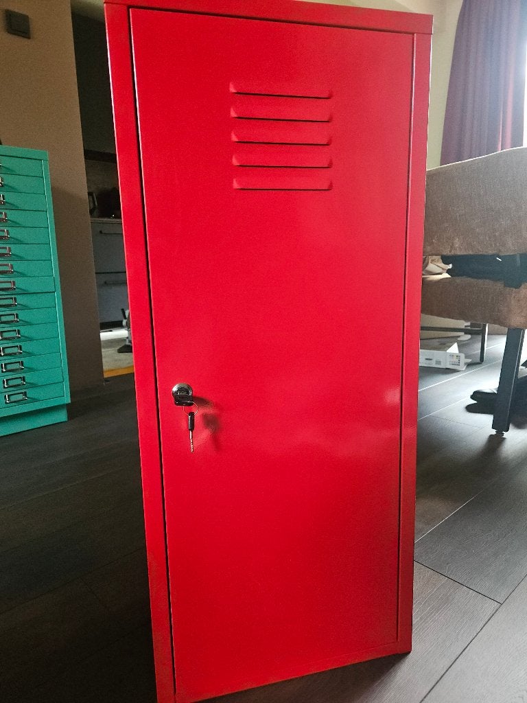 Ikea kast staal rood (vintage), Ophalen, Gebruikt, Vintage