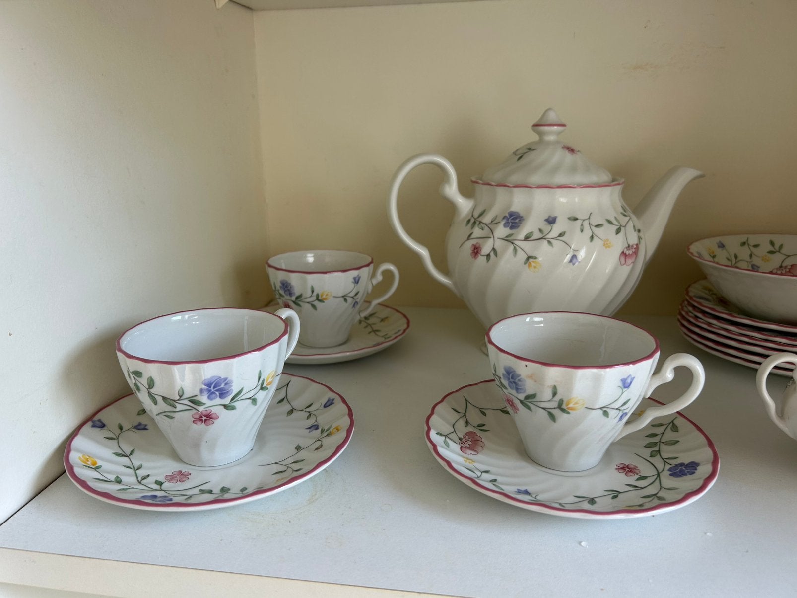 Thee servies, Ophalen