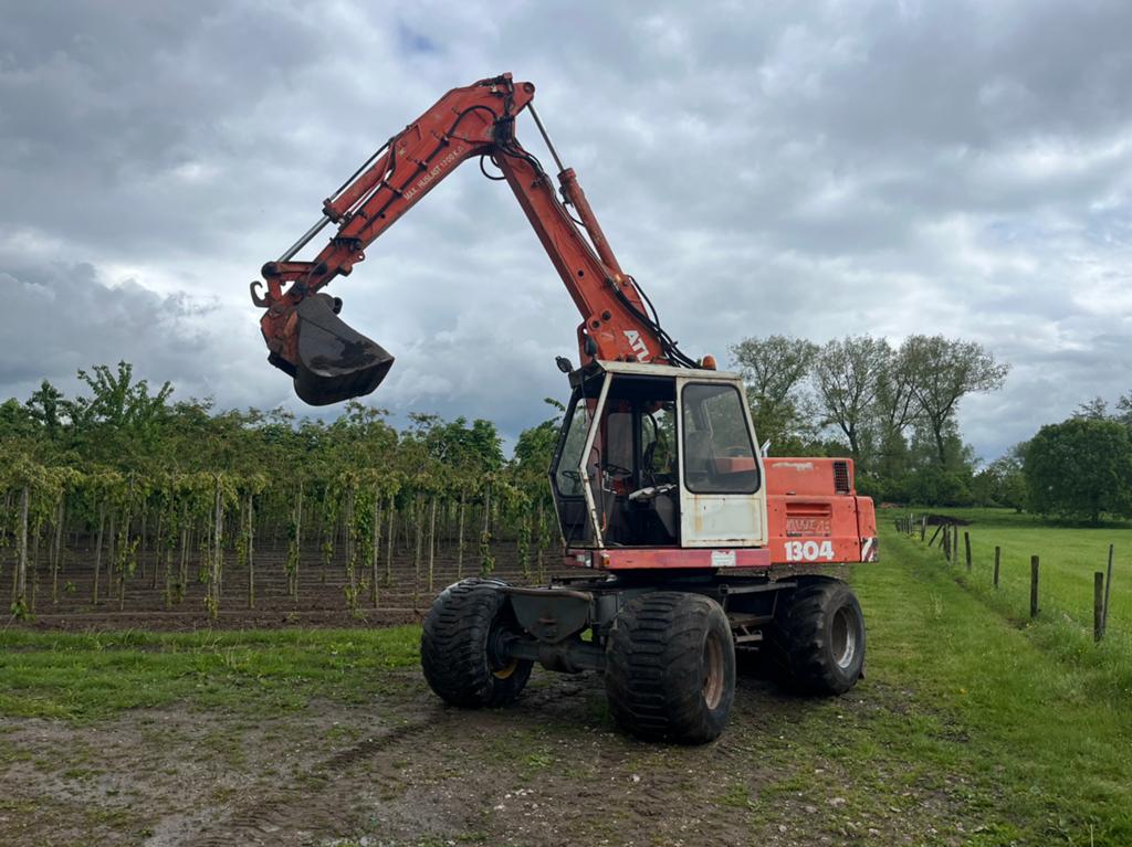 Atlas 1304, Zakelijke goederen, Machines en Bouw | Kranen en Graafmachines, Ophalen of Verzenden, Graafmachine