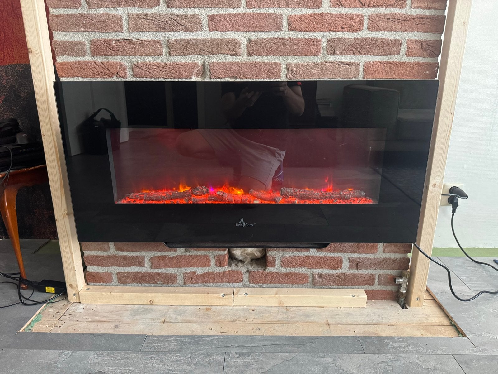 Livin' Flame elektrische haard - Inbouw/Vrijstaand, Huis en Inrichting, Ophalen, Gebruikt, Inbouwhaard, Elektrische haard
