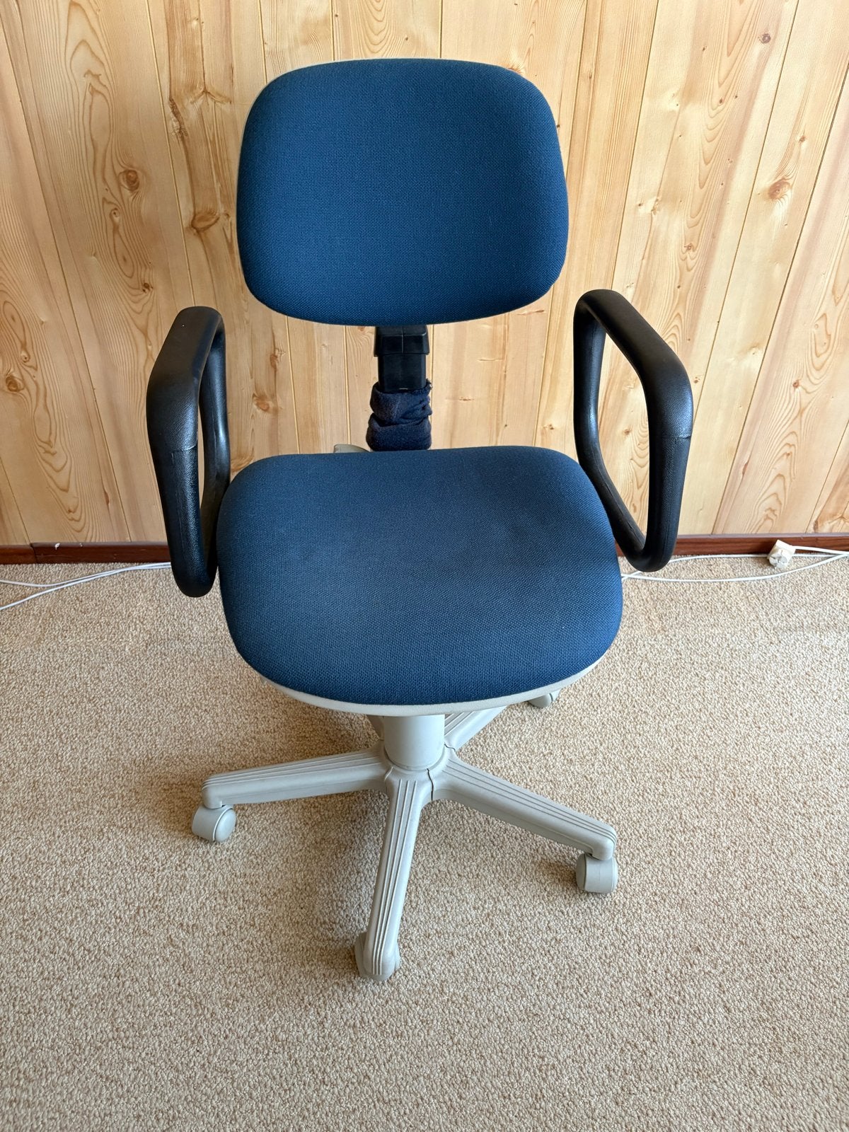 Comfortabele blauwe bureaustoel, verstelbaar, Ophalen, Zo goed als nieuw, Blauw, Bureaustoel