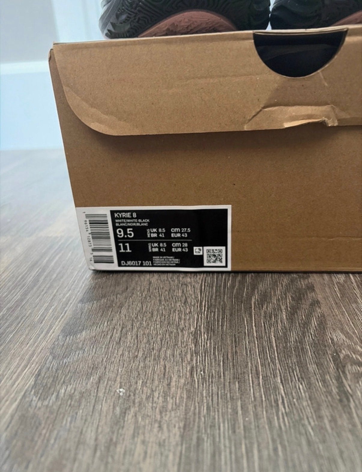 Nike Kyrie 8 Sportschoenen - Wit/Zwart/Grijs, Ophalen of Verzenden, Nieuw, Wit, Sneakers of Gympen