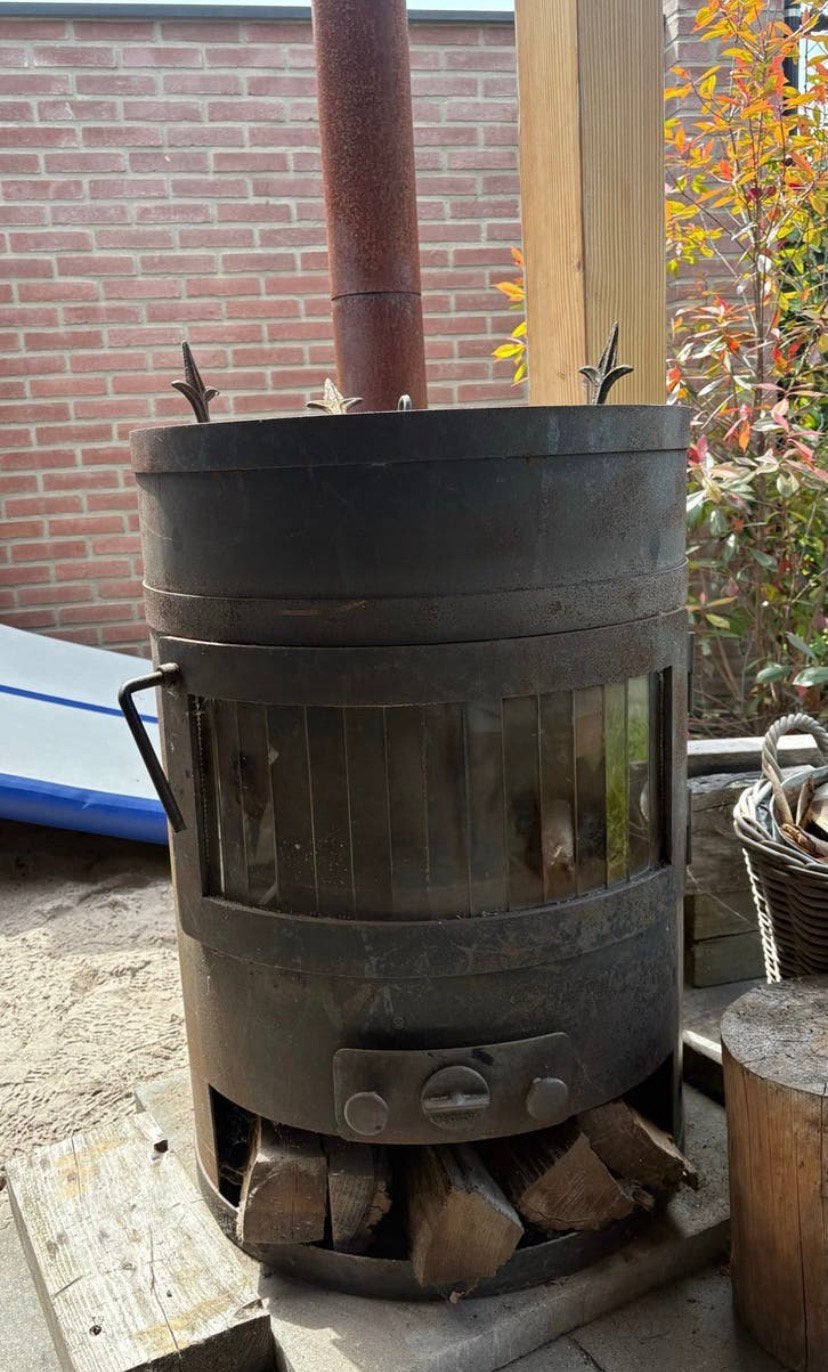 Buitenkachel met luchtafvoerpijp, Tuin en Terras, Ophalen of Verzenden, Zo goed als nieuw
