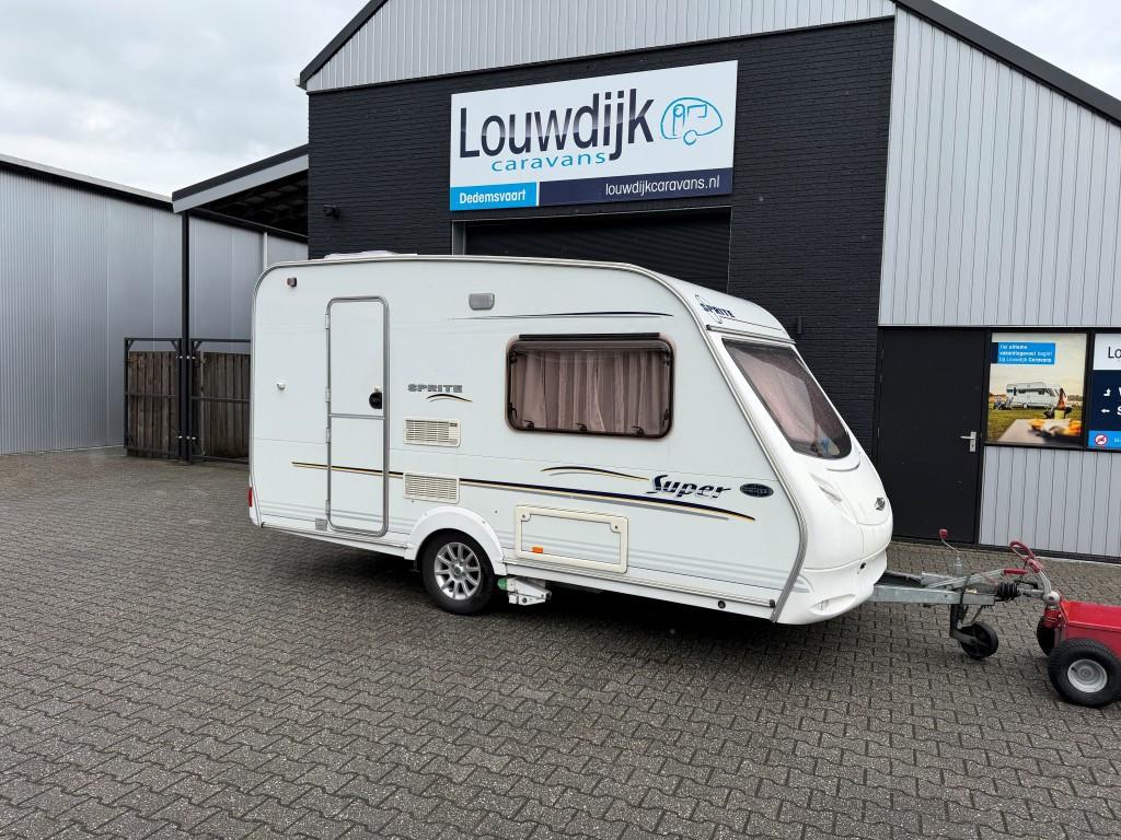 SPRITE Super 390 ’04 (Mover, Enkele bedden), Rondzit, Tot en met 2, Bedrijf, 750 - 1000 kg