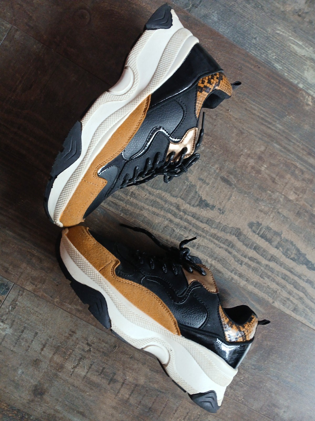 dames sneaker 38, Kleding | Dames, Zwart, Ophalen of Verzenden, Sneakers of Gympen, Zo goed als nieuw