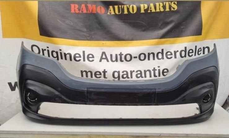 BUMPER Renault Trafic 3 2014-2021 VOORBUMPer, Auto-onderdelen, Gebruikt, -, -, Ophalen of Verzenden