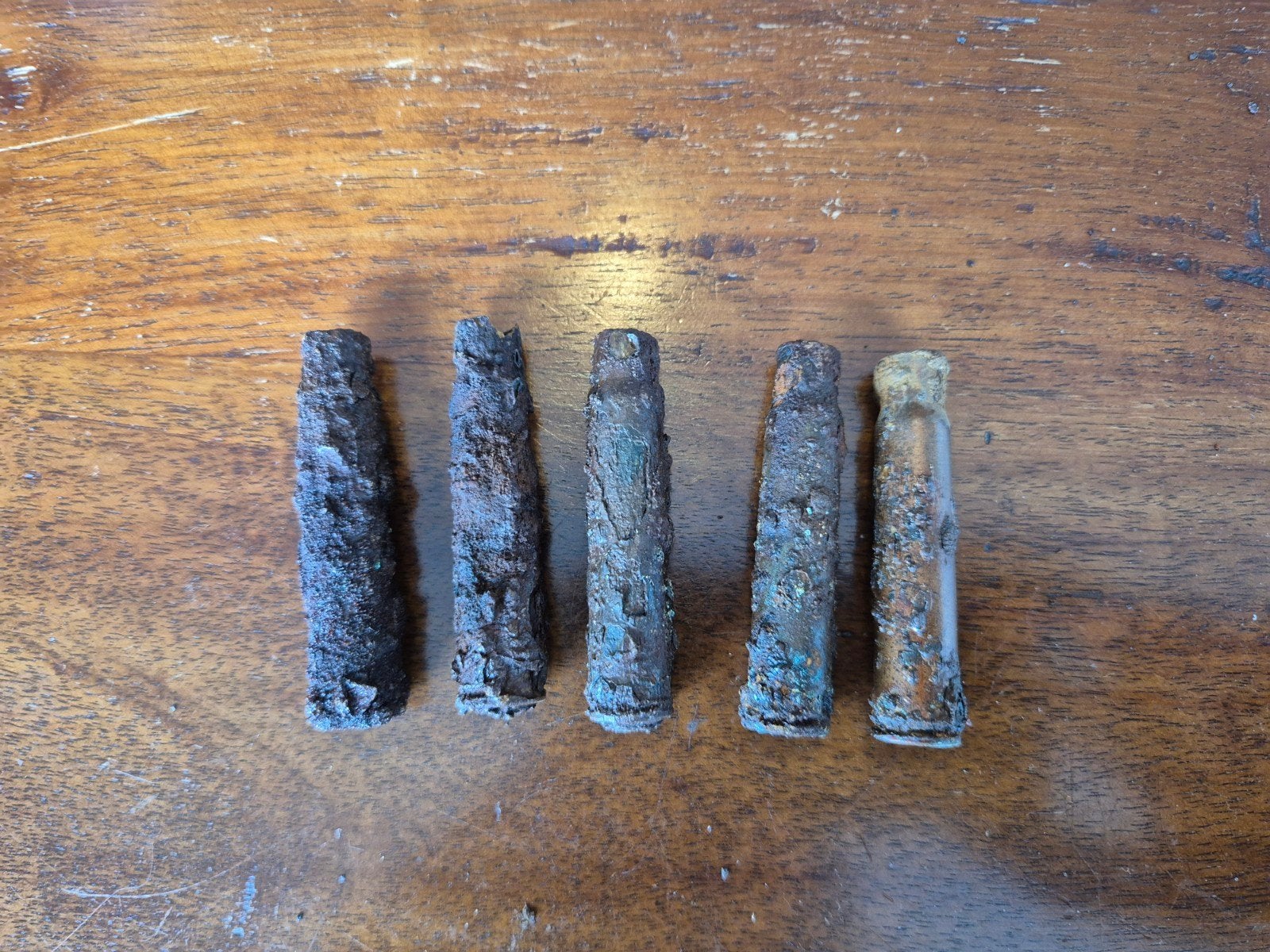 WW2 Duitse Mauser S patrone laat oorlogs ijzer hulzen 5x, Ophalen of Verzenden, Landmacht, Duitsland, Hulzen of Bodemvondsten