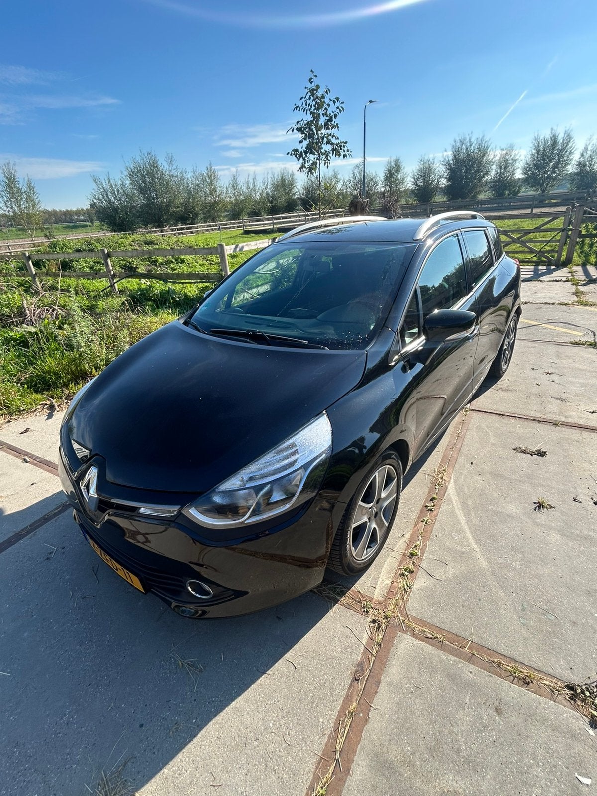 Renault Clio 1.5dci r link uitvoering special station