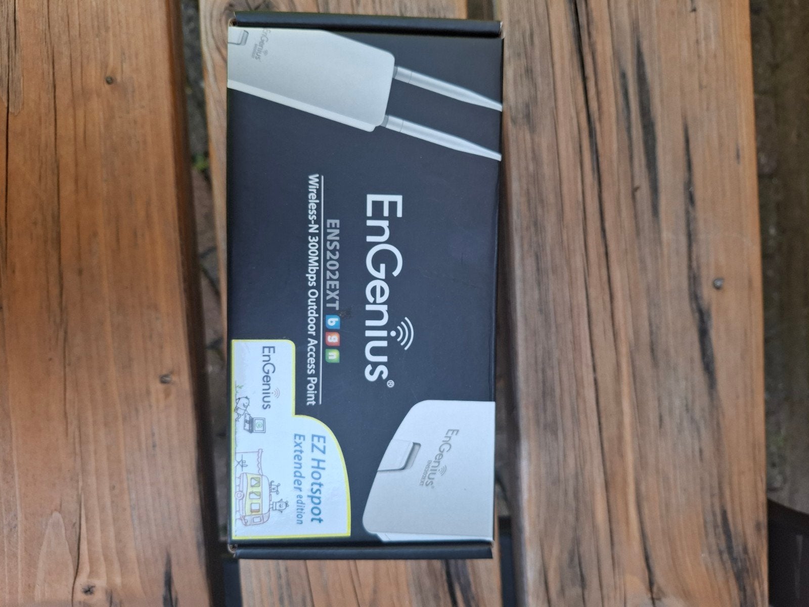 EnGenius ENS202EXT Wireless-N 300Mbps Outdoor Access Point, Ophalen of Verzenden, Zo goed als nieuw, EnGenius