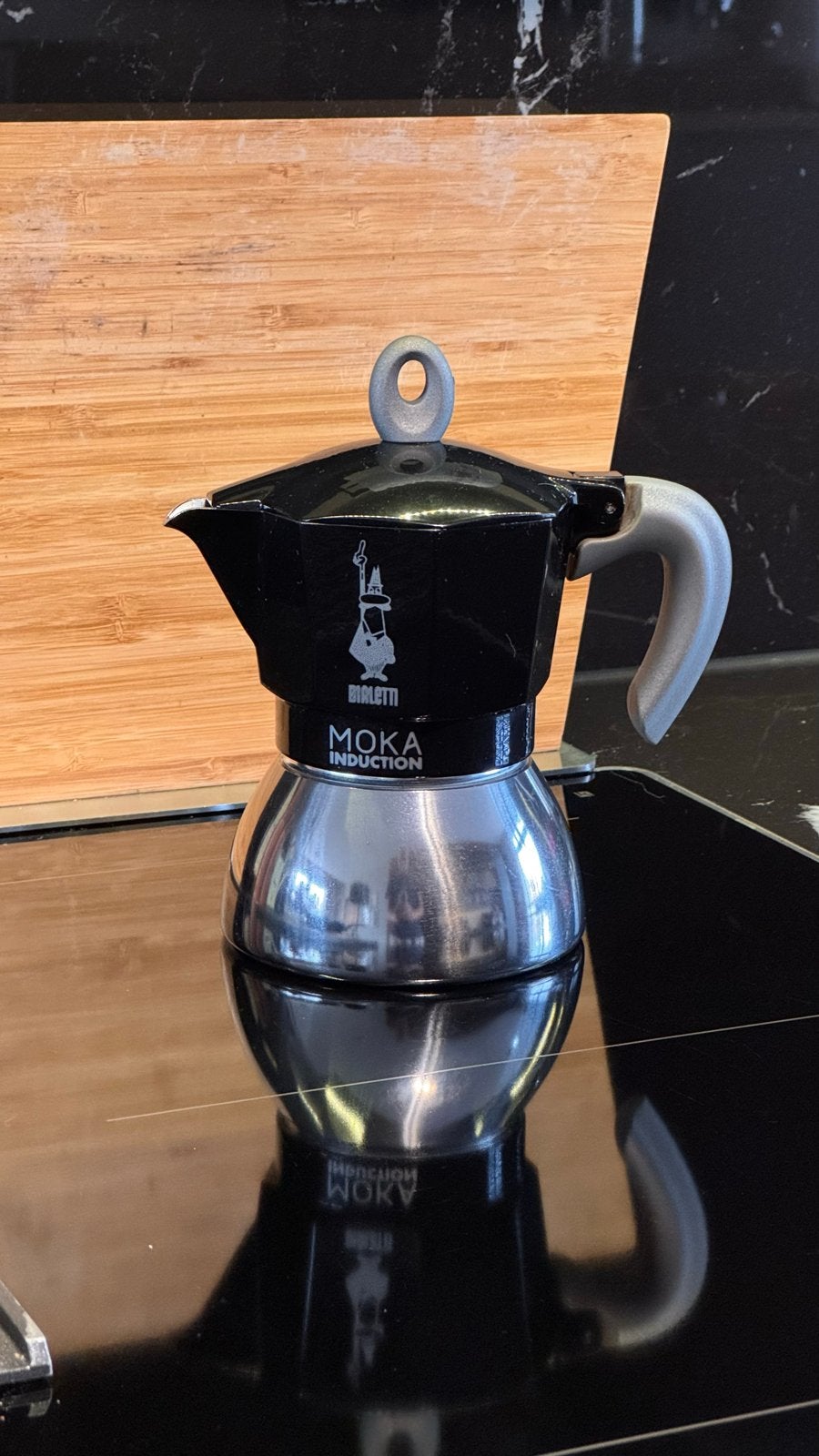 Bialetti Moka Induction W53F - Zwart/RVS, Witgoed en Apparatuur, Koffiezetapparaten, Overige modellen, Gemalen koffie, Ophalen of Verzenden