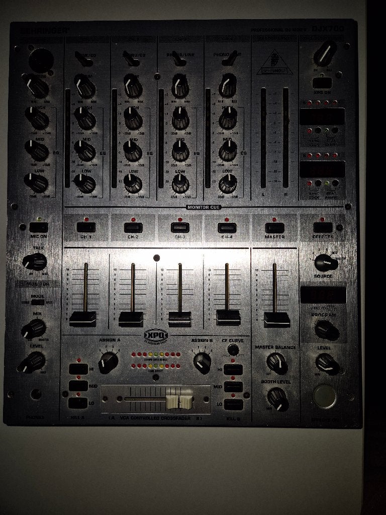Behringer DJX 700 Pro-mixer, Muziek en Instrumenten, Ophalen, Gebruikt, 5 tot 10 kanalen, Microfooningang