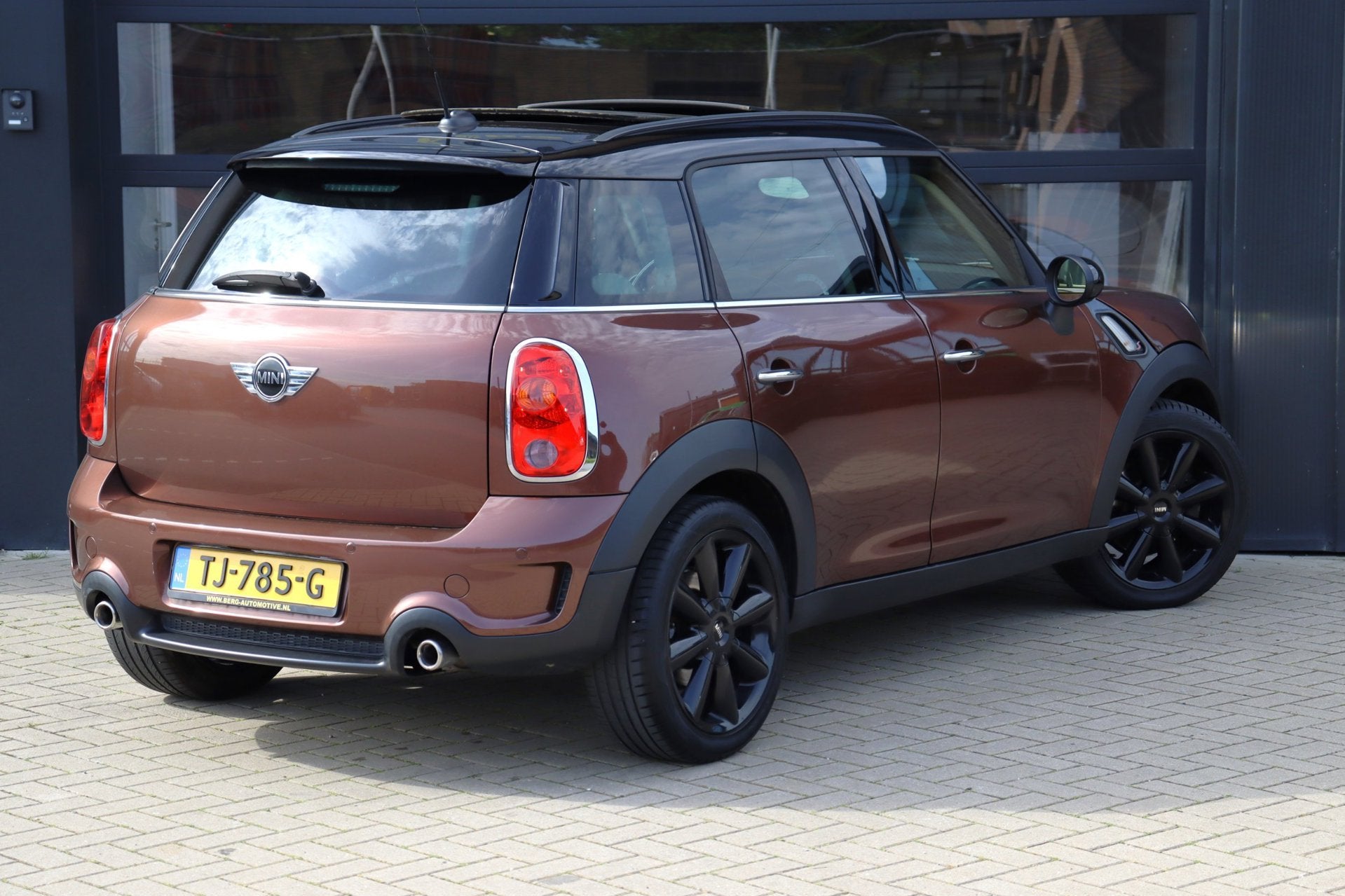 Mini Countryman 1.6 Cooper S ALL4 Chili | 184 PK | Pano | St, Auto's, 1380 kg, Gebruikt, Bruin, 163 pk