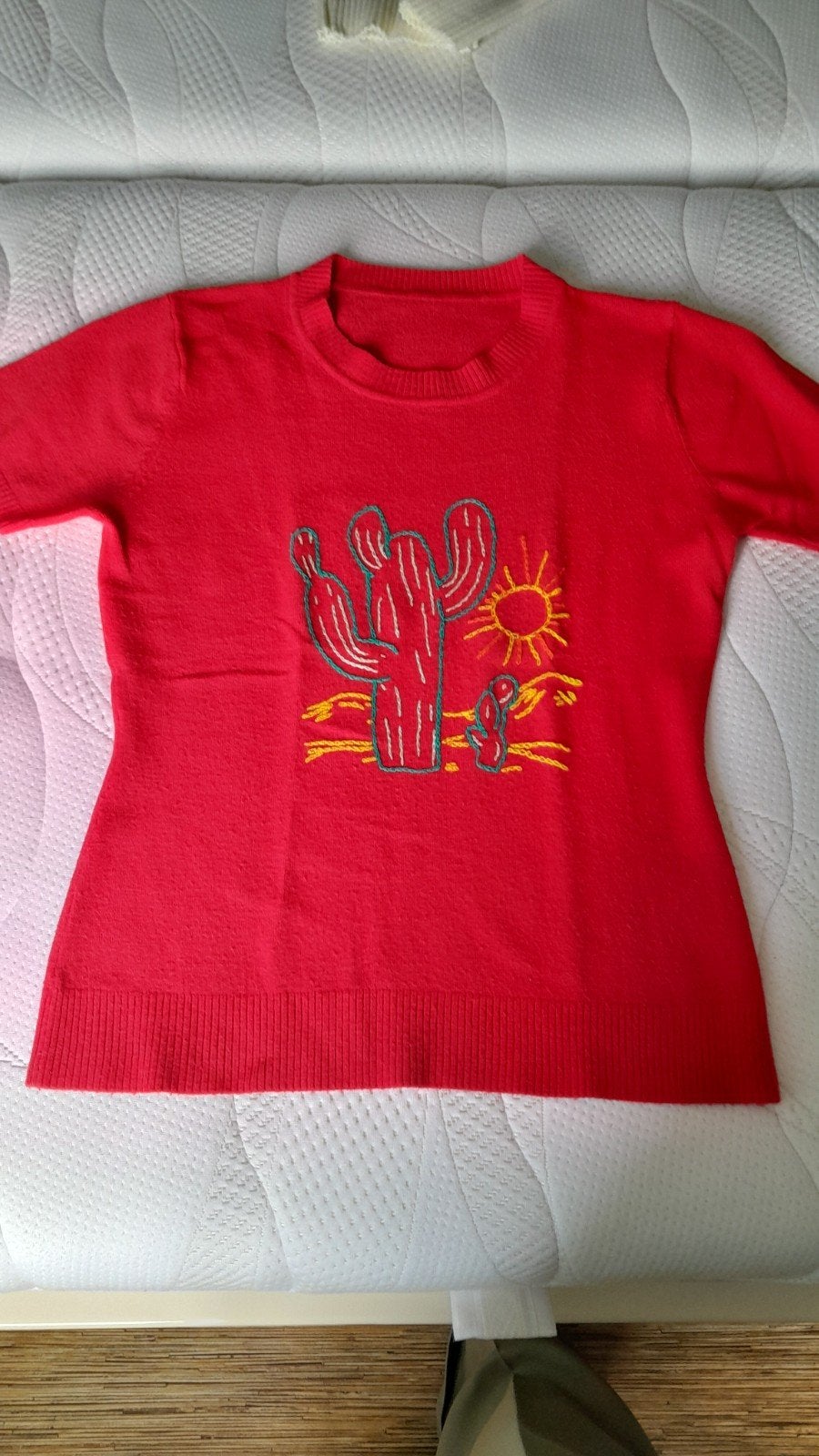 Vintage truitje met cactus, Kleding | Dames, Ophalen of Verzenden, Gedragen, Maat 38/40 (M), Rood