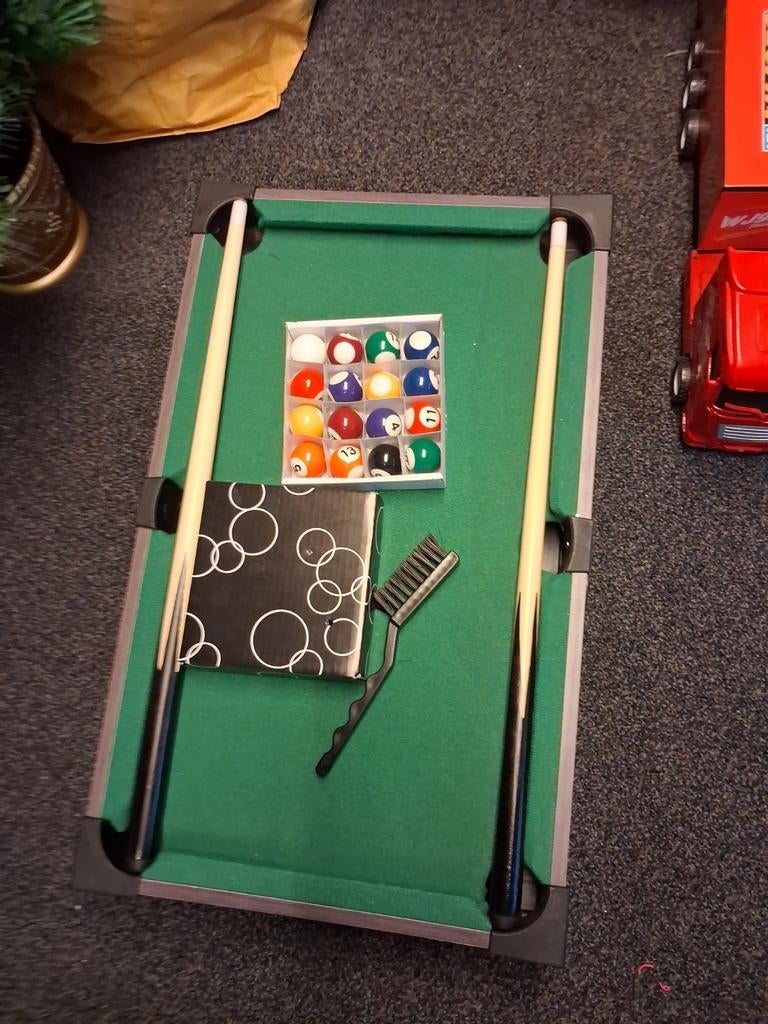 Mini Pooltafel met accessoires, Ophalen of Verzenden, Gebruikt, Pooltafel