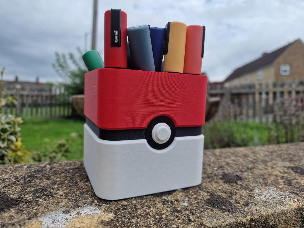 Pokeball pennenhouder – bureau organizer cadeau, Traktatie ⚡, Diversen, Bureau-accessoires, Nieuw, Ophalen of Verzenden