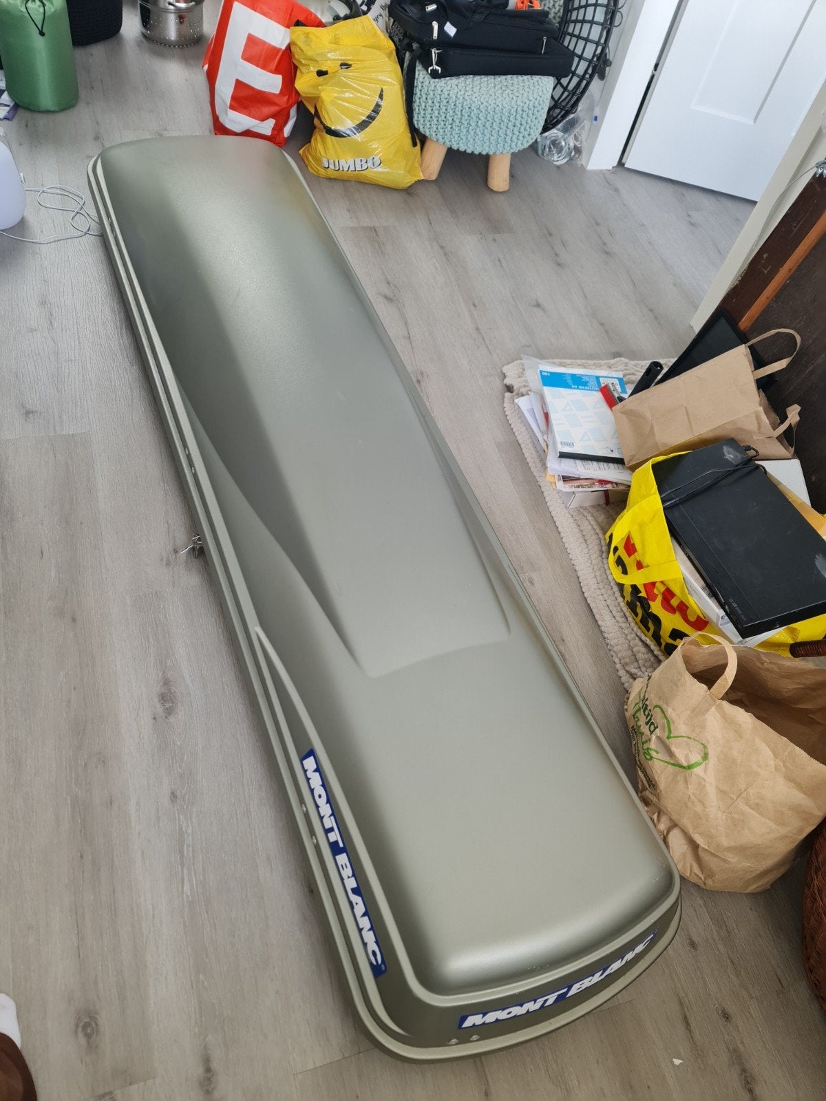 Dakkoffer Montblanc met montagemateriaal en dakdragers, Ophalen, Gebruikt