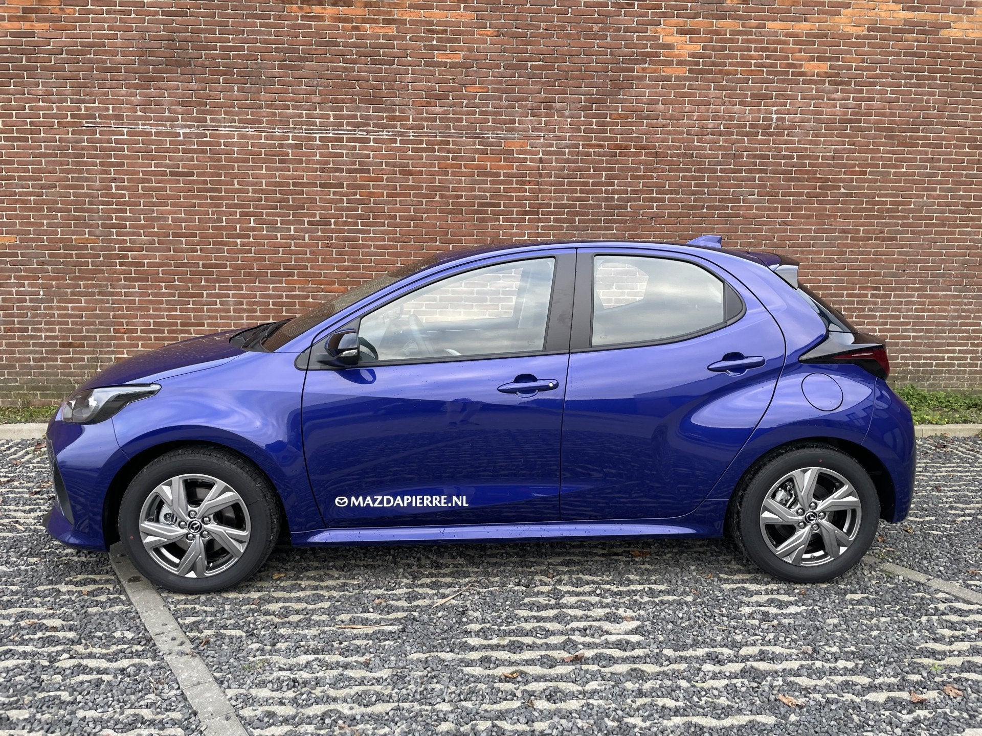 Mazda 2 Hybrid 1.5 Exclusive-line | Stoelverwarming | Achter, Auto's, Dealer onderhouden, Gebruikt, Blauw, Bedrijf