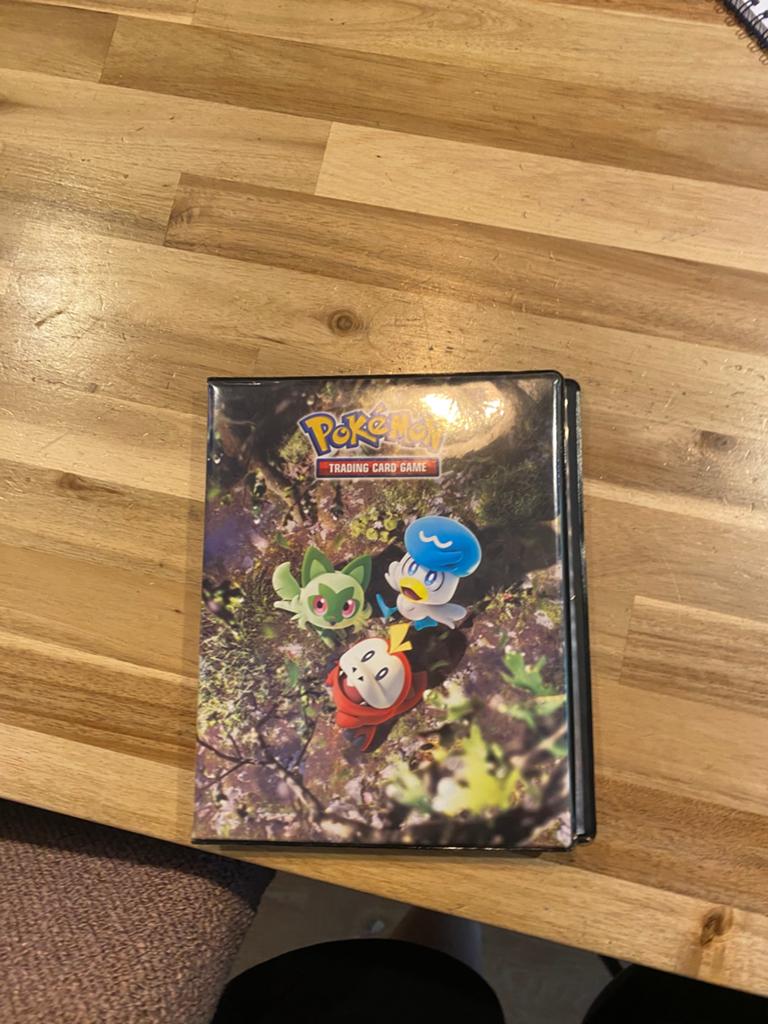 Verzamelboek pokémon, Hobby en Vrije tijd, Verzamelkaartspellen | Pokémon, Ophalen of Verzenden, Gebruikt, Meerdere kaarten