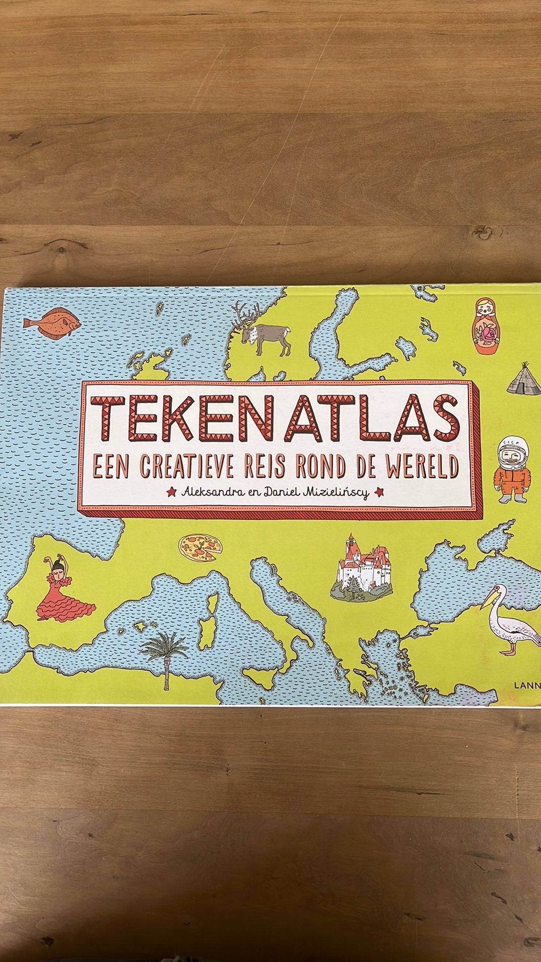 Daniel Mizielinscy - Tekenatlas, Non-fictie, Daniel Mizielinscy; Aleksandra Mizielinscy, Ophalen of Verzenden, Zo goed als nieuw