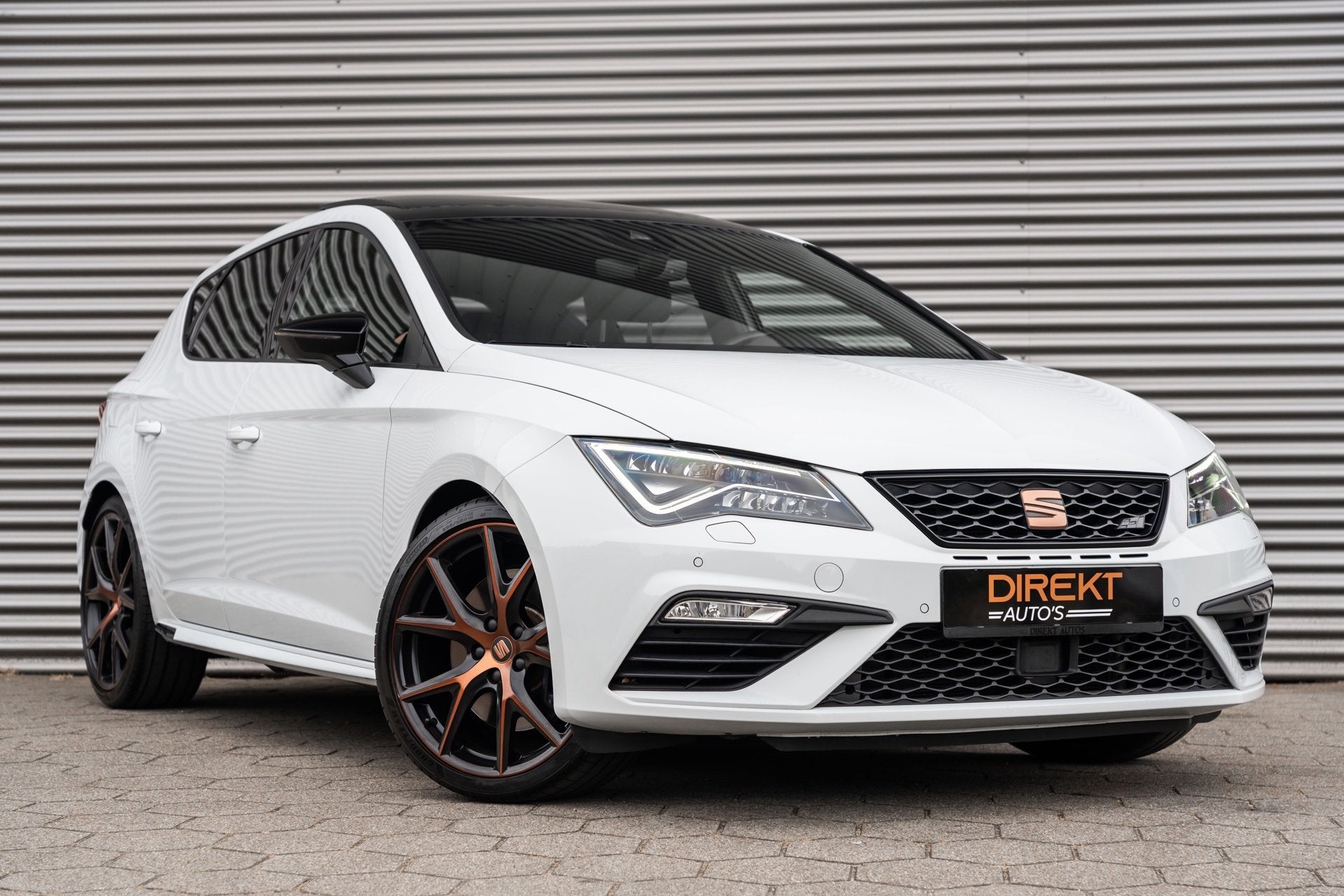 SEAT Leon 2.0 TSI CUPRA PANO BEATS VIRTUAL KEYLESS CAMERA, Auto's, Seat, 15 km/l, Gebruikt, Zwart, 4 cilinders