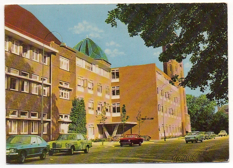 Uden Huize St. Jam met auto's DAF Coupé, Mercedes 1972, Ophalen of Verzenden, 1960 tot 1980, Gelopen, Noord-Brabant